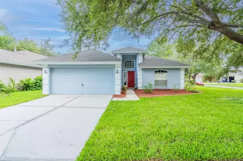 1502 Scotch Pine Dr, Brandon, FL 33511