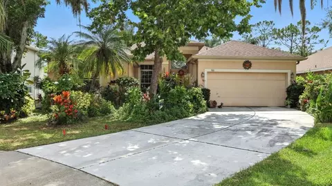 921 Rosinia Ct, Orlando, FL 32828