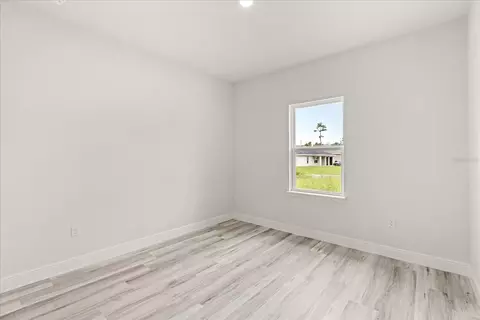 Bedroom - 2097 SW 153rd Loop, Ocala, FL 34473 photo 2 of 10