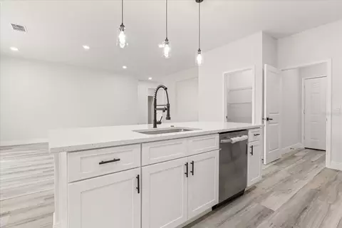 Kitchen - 2097 SW 153rd Loop, Ocala, FL 34473 photo 3 of 4