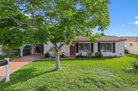 5021 Loyola Ln, Orlando, FL 32821
