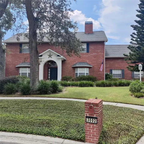 3002 Drakes Landing Ct, Valrico, FL 33596