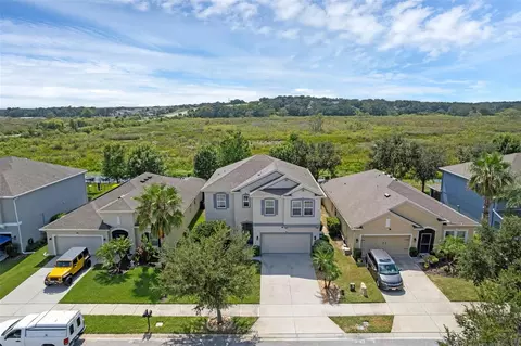 1133 White Water Bay Dr, Groveland, FL 34736