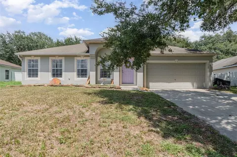 1708 Forest Glen Dr, Fruitland Park, FL 34731