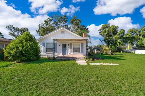1420 E Lakeview Ave, Eustis, FL 32726