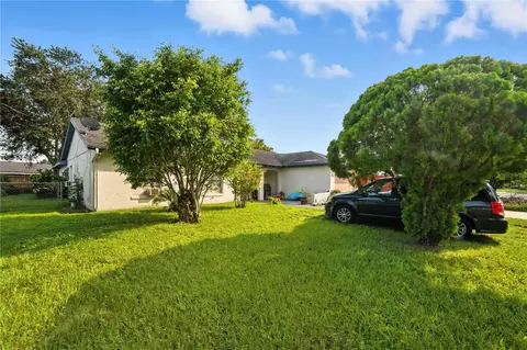 812 Balsamwood Ln, Kissimmee, FL 34743