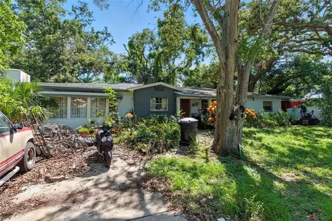 1125 77th St N, Saint Petersburg, FL 33710