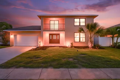 624 Baynard Dr, Tarpon Springs, FL 34689