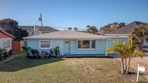 22 Plaza Dr, Ormond Beach, FL 32176