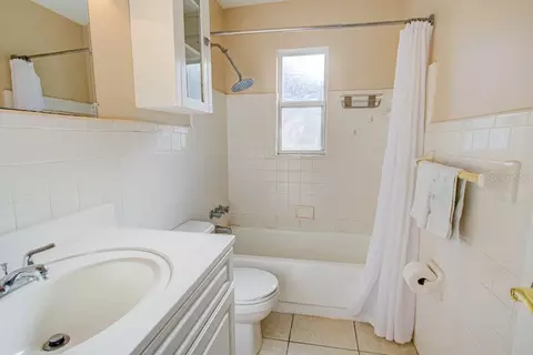Bath - 22 Plaza Dr, Ormond Beach, FL 32176 photo 10 of 12