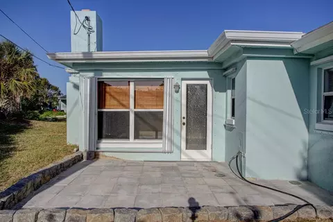 Exterior - 22 Plaza Dr, Ormond Beach, FL 32176 photo 5 of 8