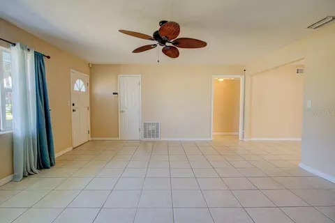 Living - 22 Plaza Dr, Ormond Beach, FL 32176 photo 5 of 6