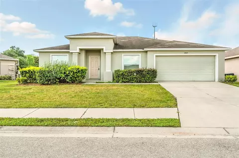 6867 Heatherbrook Dr, Lakeland, FL 33809