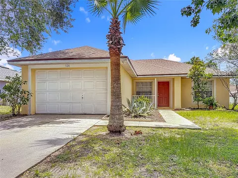 328 Walpole Loop, Davenport, FL 33897