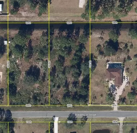 19711 Robertson St, Orlando, FL 32833