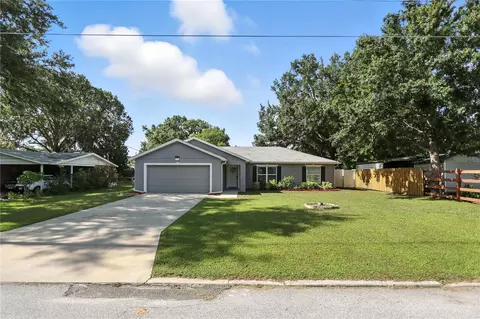 122 Seville Rd, Auburndale, FL 33823