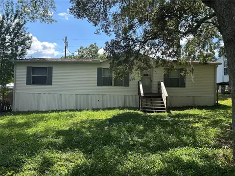 8286 S Vine Ter, Floral City, FL 34436