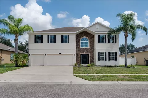 609 L M Davey Ln, Titusville, FL 32780