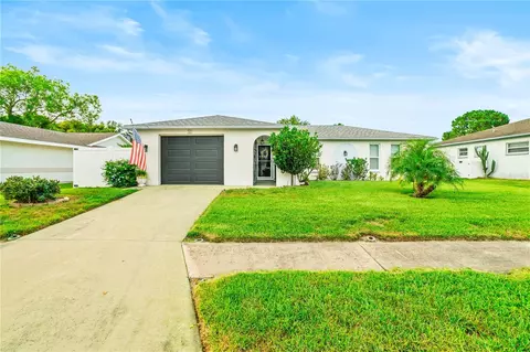 7837 Edinburgh Dr, New Port Richey, FL 34653