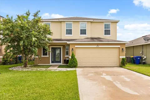 3597 Umbrella Ct, Tavares, FL 32778