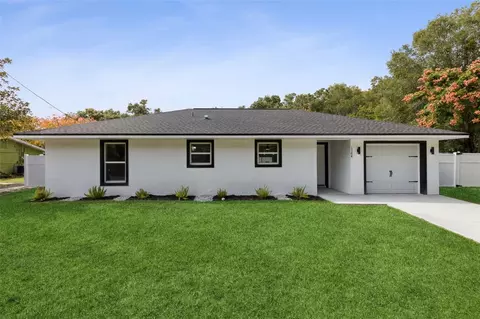 1304 S Delaware Ave, Deland, FL 32720