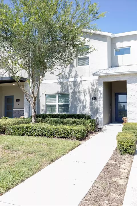 260 Ocean Course Ave, Davenport, FL 33896