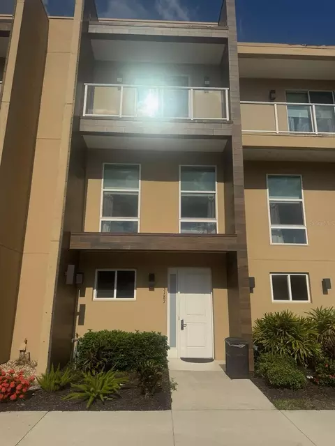 3187 Brasilia Ave, Kissimmee, FL 34747