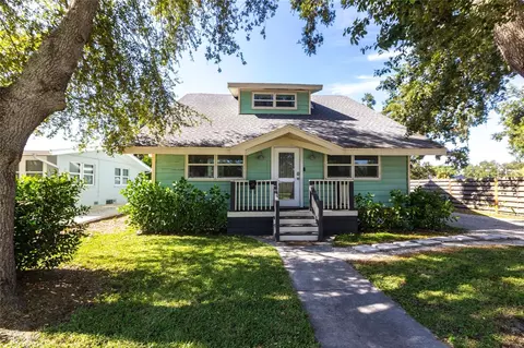 1213 5th St W, Palmetto, FL 34221