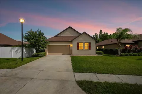 100 San Mardeen Ct, Daytona Beach, FL 32117