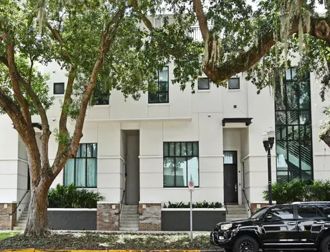460 E Jackson St #5, Orlando, FL 32801