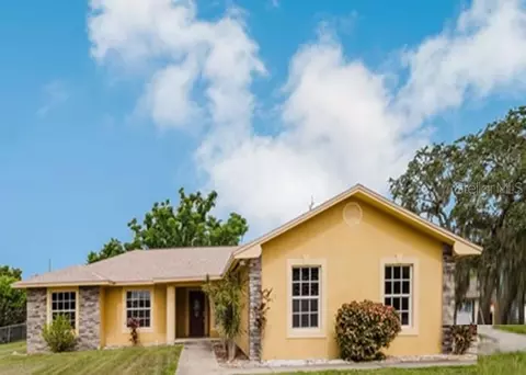 705 N 6th St, Haines City, FL 33844
