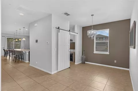 Entry Way - 1641 Regal River Cir, Ocoee, FL 34761 photo 5 of 13
