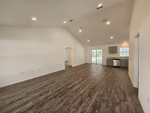 Living - 4 Cedar Trace Way, Ocala, FL 34472 photo 4 of 8