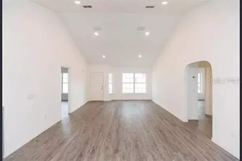 Living - 4 Cedar Trace Way, Ocala, FL 34472 photo 3 of 8