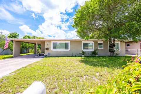 6316 Lake Underhill Rd, Orlando, FL 32807