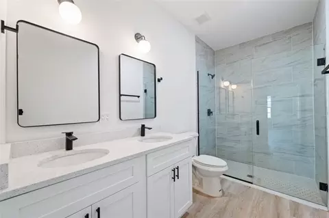 Bath - 3370 SW 129th Loop, Ocala, FL 34473 photo 2 of 3