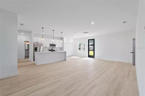 Living - 3370 SW 129th Loop, Ocala, FL 34473 photo 3 of 4