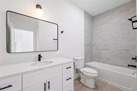 Bath - 3370 SW 129th Loop, Ocala, FL 34473 photo 3 of 3