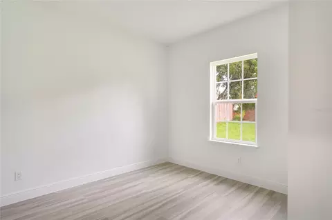 Bedroom - 2121 SW 153rd Loop, Ocala, FL 34473 photo 3 of 5
