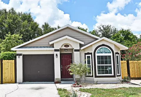 466 Spreading Oak Cir, Apopka, FL 32712