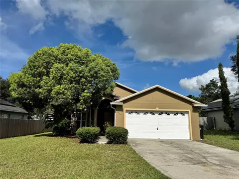 1564 Palmstone Dr, Apopka, FL 32703