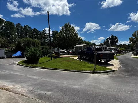2953 NE 104th Ave, Silver Springs, FL 34488