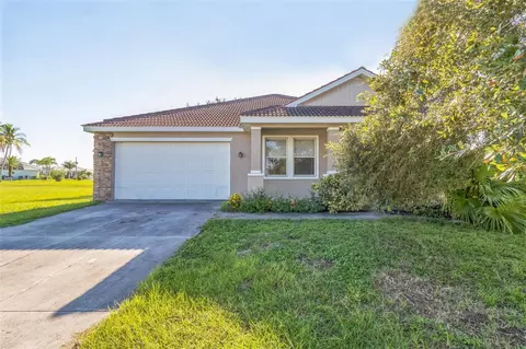 17370 Cape Horn Blvd, Punta Gorda, FL 33955