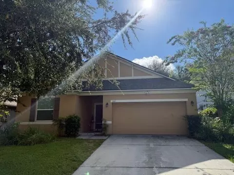 2442 Norwood Pl, Tavares, FL 32778