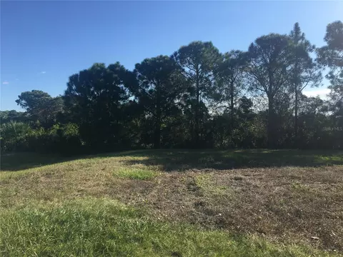170 Tournament Rd, Rotonda West, FL 33947