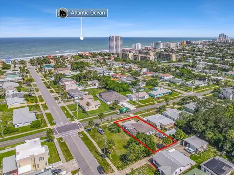 1517 N Grandview Ave, Daytona Beach, FL 32118