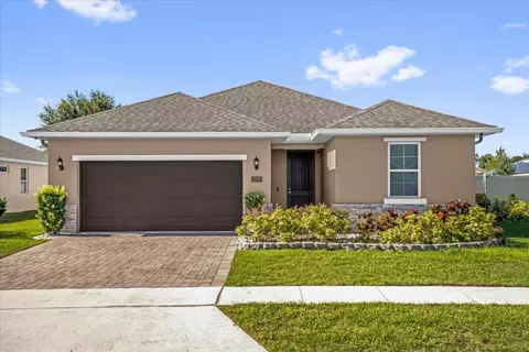 212 Messina Pl, Howey In The Hills, FL 34737