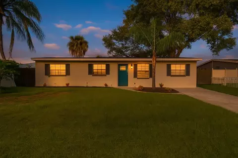 4719 Eldorado Dr, Tampa, FL 33615