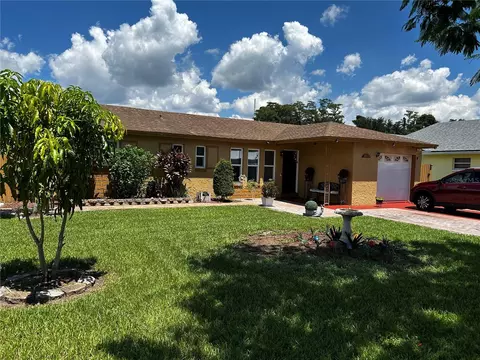 8425 Dimare Dr, Orlando, FL 32822