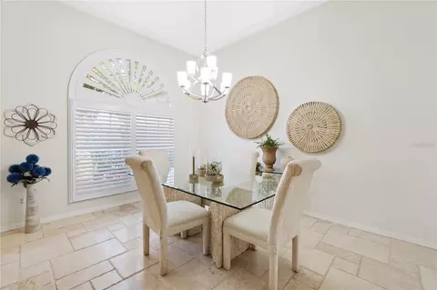 Dining - 2254 Blackjack Oak St, Ocoee, FL 34761 photo 2 of 3